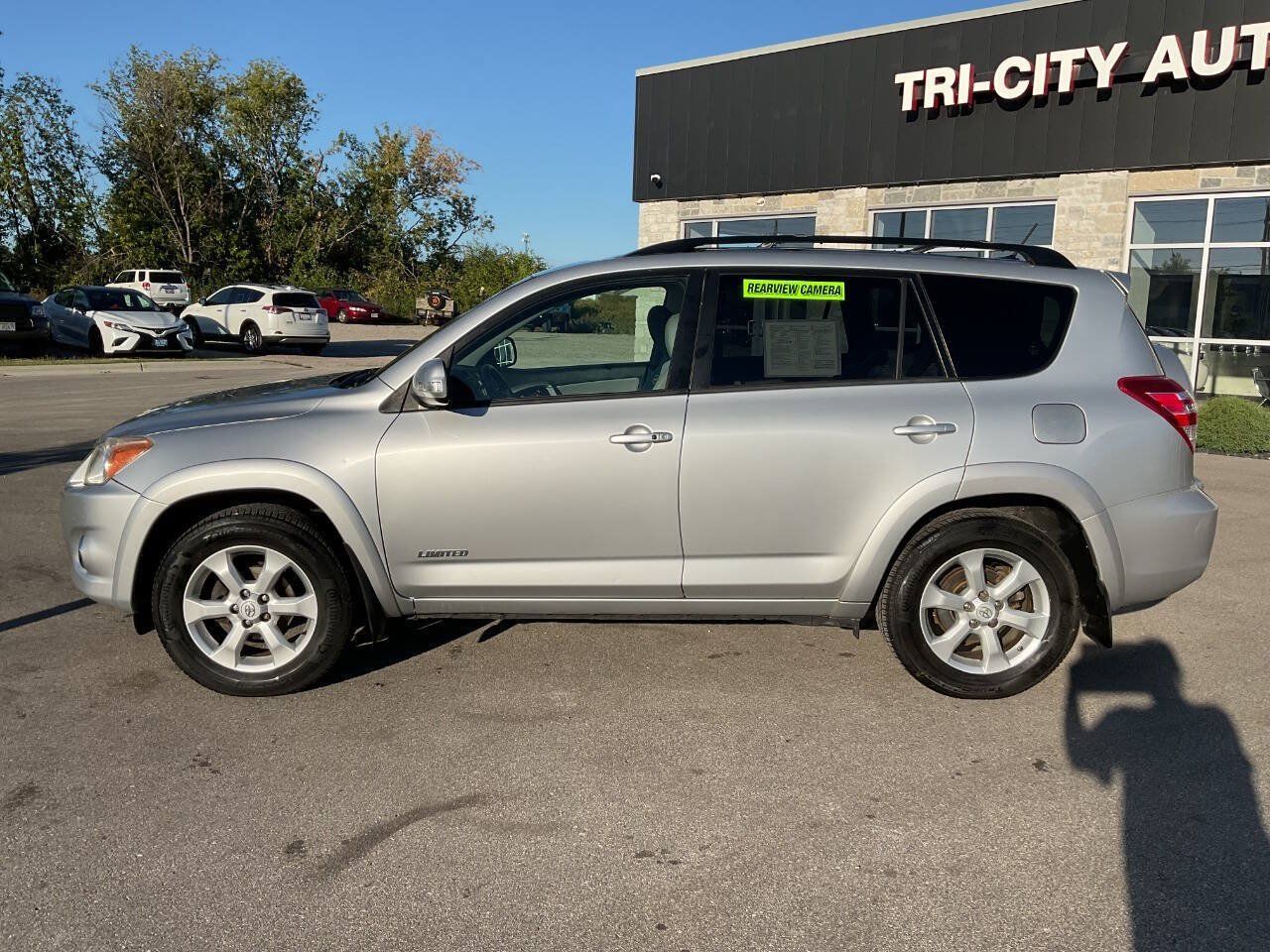Used 2009 Toyota RAV4 Limited w/ Limited Extra Value Pkg AWD/4WD image 3
