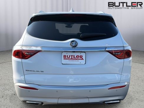 Used 2024 Buick Enclave Essence w/ LPO, Floor Liner Package FWD image 5