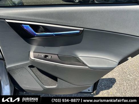 New 2025 Kia EV6 Light w/ Light LR Technology Package image 23