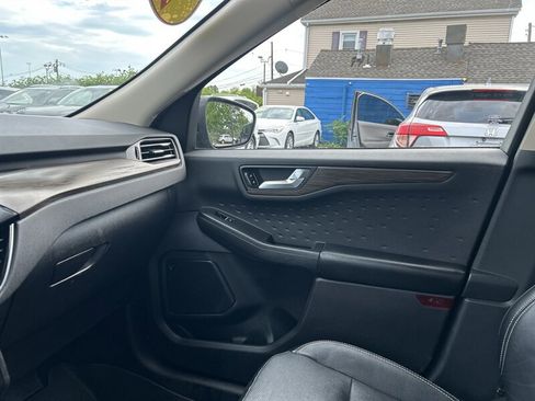 Used 2020 Ford Escape Titanium AWD/4WD image 13