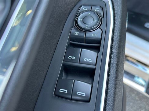 Used 2024 GMC Sierra 1500 SLT w/ SLT Premium Plus Package image 23