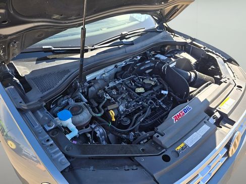 Used 2021 Volkswagen Tiguan SEL Premium R-Line image 39