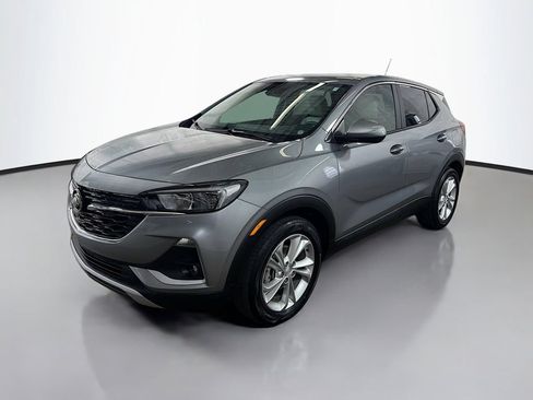 Used 2023 Buick Encore GX Preferred w/ Cold Weather Comfort Package FWD image 5