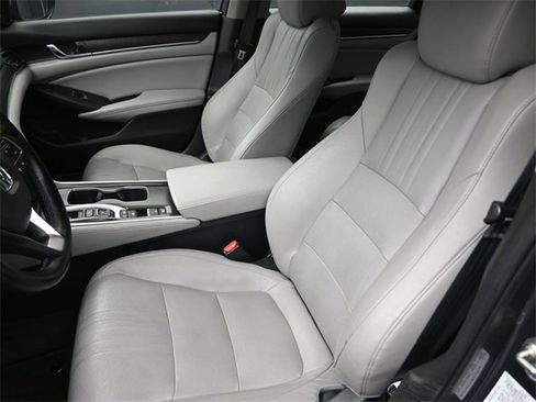 Used 2020 Honda Accord EX-L image 33