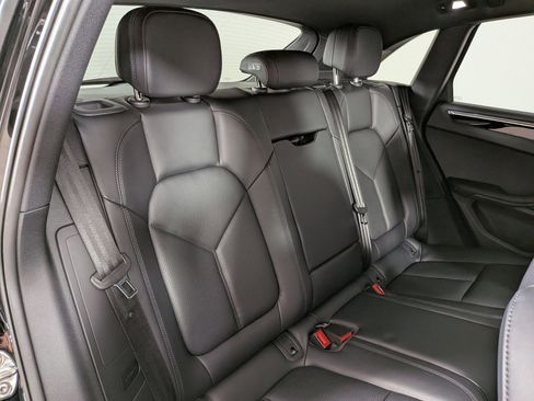 Certified 2025 Porsche Macan S AWD/4WD image 23