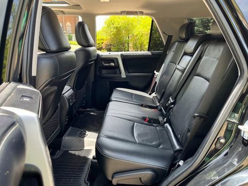 Used 2018 Toyota 4Runner Limited AWD/4WD image 43