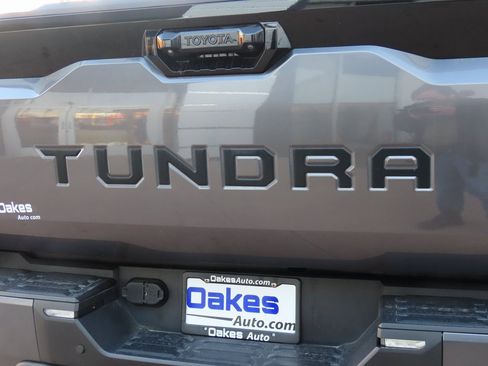 Used 2023 Toyota Tundra Platinum image 21