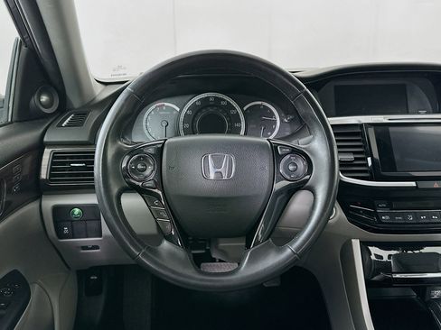 Used 2017 Honda Accord EX-L image 17