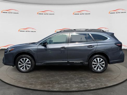 Used 2024 Subaru Outback Premium AWD/4WD image 7