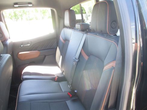 Used 2025 GMC Canyon AT4 AWD/4WD image 20