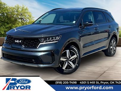 Used 2023 Kia Sorento S
