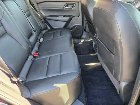 Certified 2021 Nissan Rogue SL FWD image 18