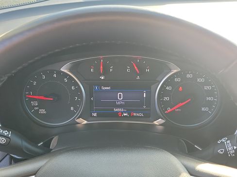 Used 2020 Chevrolet Equinox LT AWD/4WD image 27