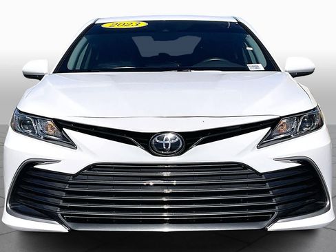 Used 2023 Toyota Camry LE image 4