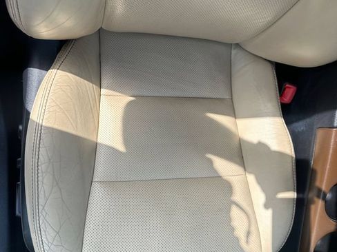 Used 2013 Toyota Avalon Limited FWD image 21