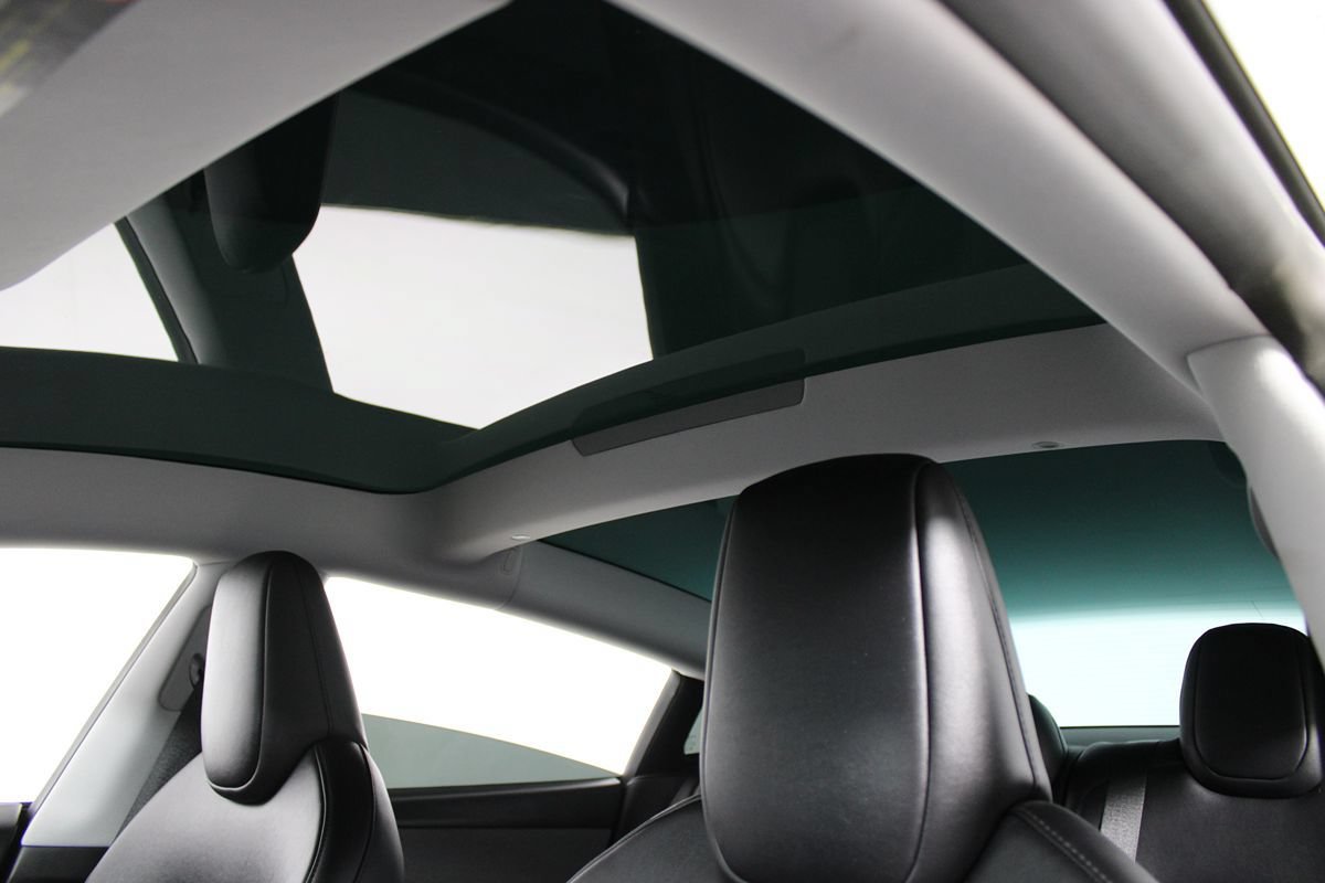 Used 2025 Tesla Model 3 Long Range RWD image 8