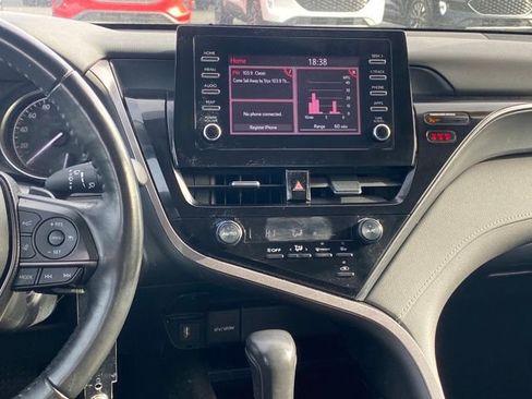 Used 2023 Toyota Camry SE image 13