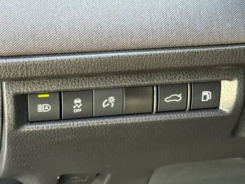 Used 2025 Toyota Camry LE w/ Convenience Package AWD/4WD image 21