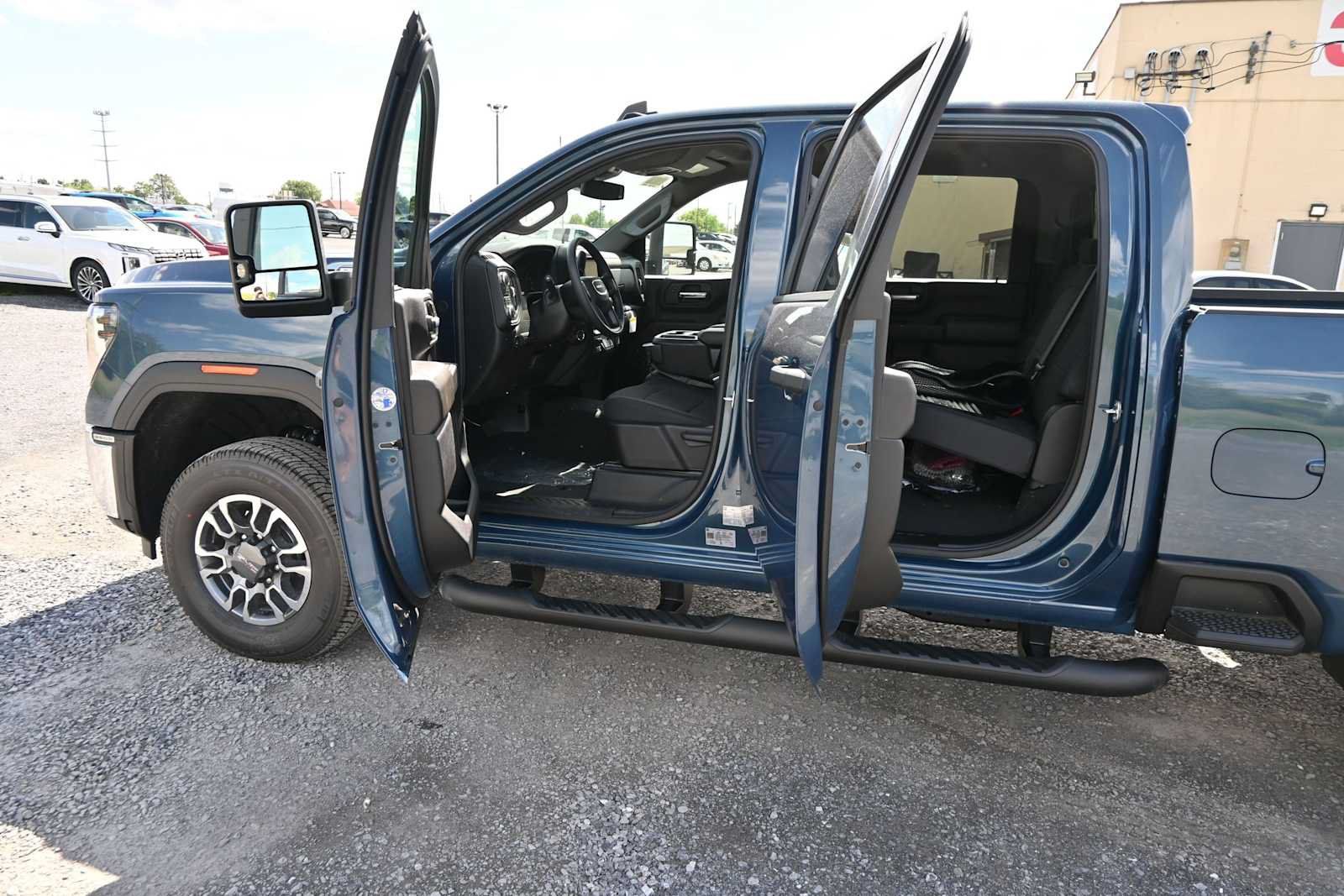 New 2026 GMC Sierra 3500 Pro w/ 1SA Pro Safety Plus Package AWD/4WD image 41