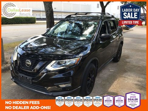 Used 2018 Nissan Rogue SV AWD/4WD image 1