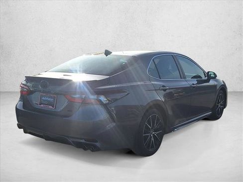 Certified 2024 Toyota Camry SE image 5