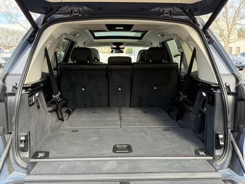 Used 2024 BMW X7 xDrive40i w/ Executive Package image 11