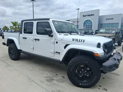Used 2024 Jeep Gladiator Sport