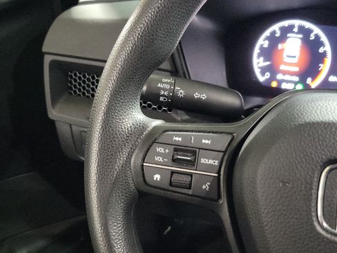 Used 2024 Honda CR-V LX image 23