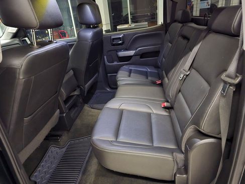 Used 2018 Chevrolet Silverado 1500 LT w/ All Star Edition AWD/4WD image 36