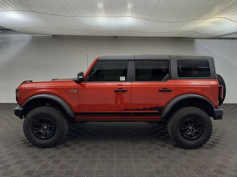 Used 2023 Ford Bronco Wildtrak AWD/4WD image 2