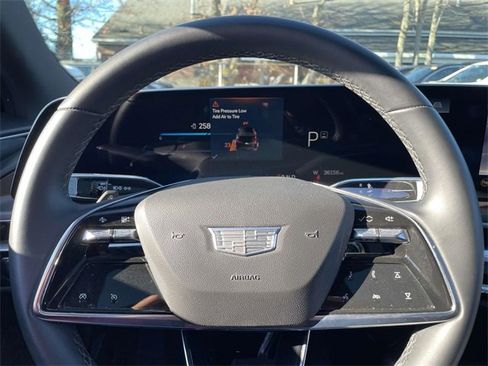 Used 2024 Cadillac Lyriq Tech image 24