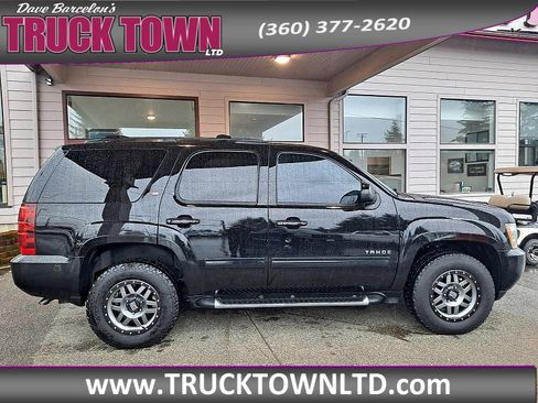 Used 2013 Chevrolet Tahoe LT image 2