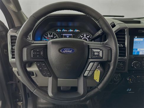 Used 2016 Ford F150 XLT w/ Equipment Group 302A Luxury image 12