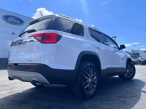 Used 2019 GMC Acadia SLT AWD/4WD image 14