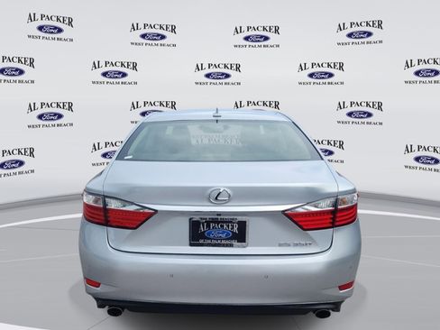 Used 2014 Lexus ES 350 w/ Luxury Package FWD image 4
