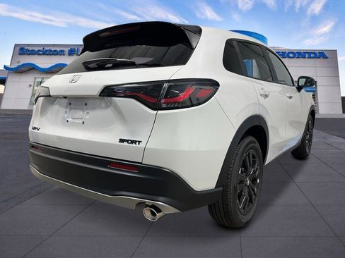 New 2027 Honda HR-V Sport image 5
