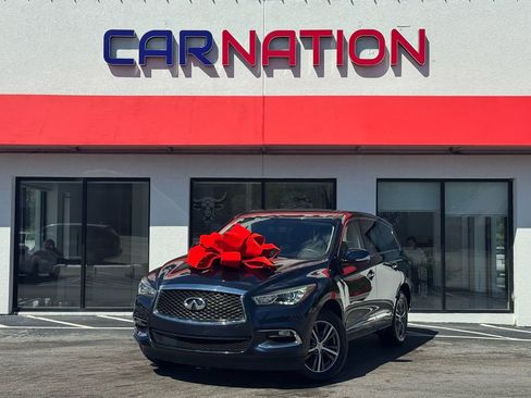 Used 2018 INFINITI QX60 Luxe image 2