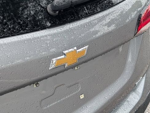 Used 2023 Chevrolet Equinox LS w/ LS Convenience Package image 16