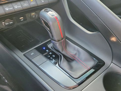 Certified 2022 Hyundai Elantra N Line image 23