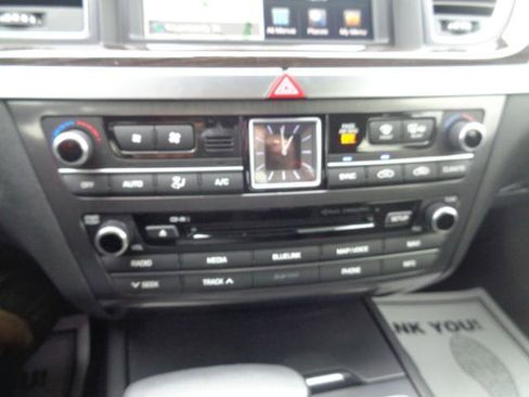 Used 2018 Genesis G80 3.8 image 33