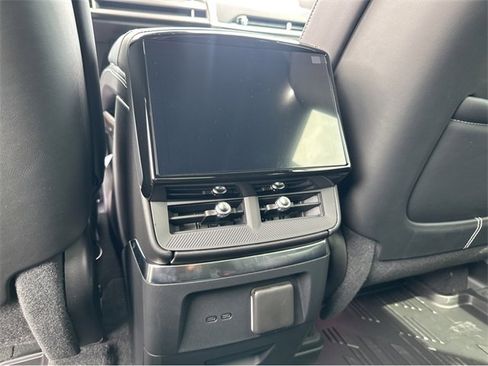 New 2026 Cadillac Vistiq Sport w/ LPO, Floor Liner Package image 27