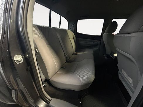 Used 2013 Toyota Tacoma PreRunner w/ SR5 Pkg image 11