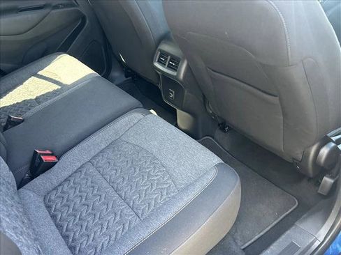 Used 2023 Chevrolet Equinox LT FWD image 21