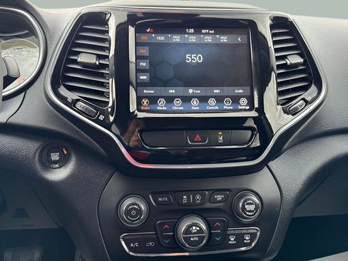 Certified 2022 Jeep Cherokee Limited image 14