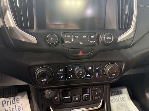 Used 2018 GMC Terrain SLT w/ Preferred Package image 14