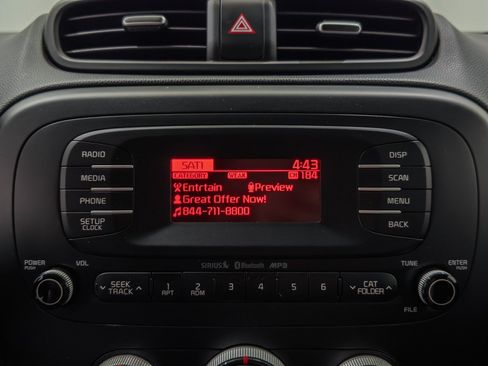 Used 2014 Kia Soul FWD image 29