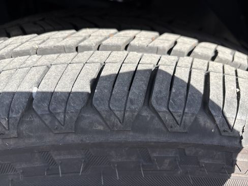 Certified 2025 Toyota Tundra Capstone AWD/4WD image 11