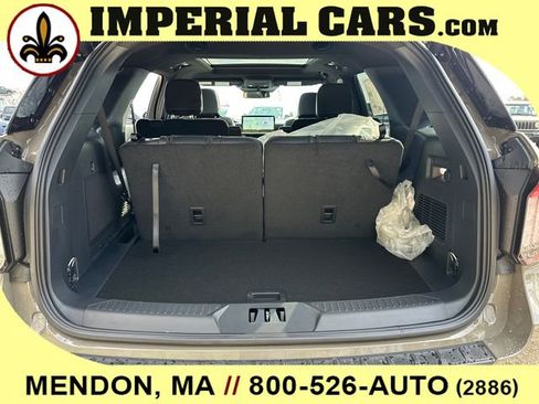 New 2026 Ford Explorer ST-Line w/ ST-Line Street Pack image 11