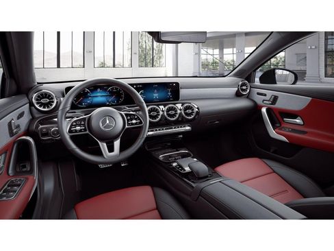 Used 2020 Mercedes-Benz A 220 4MATIC image 3