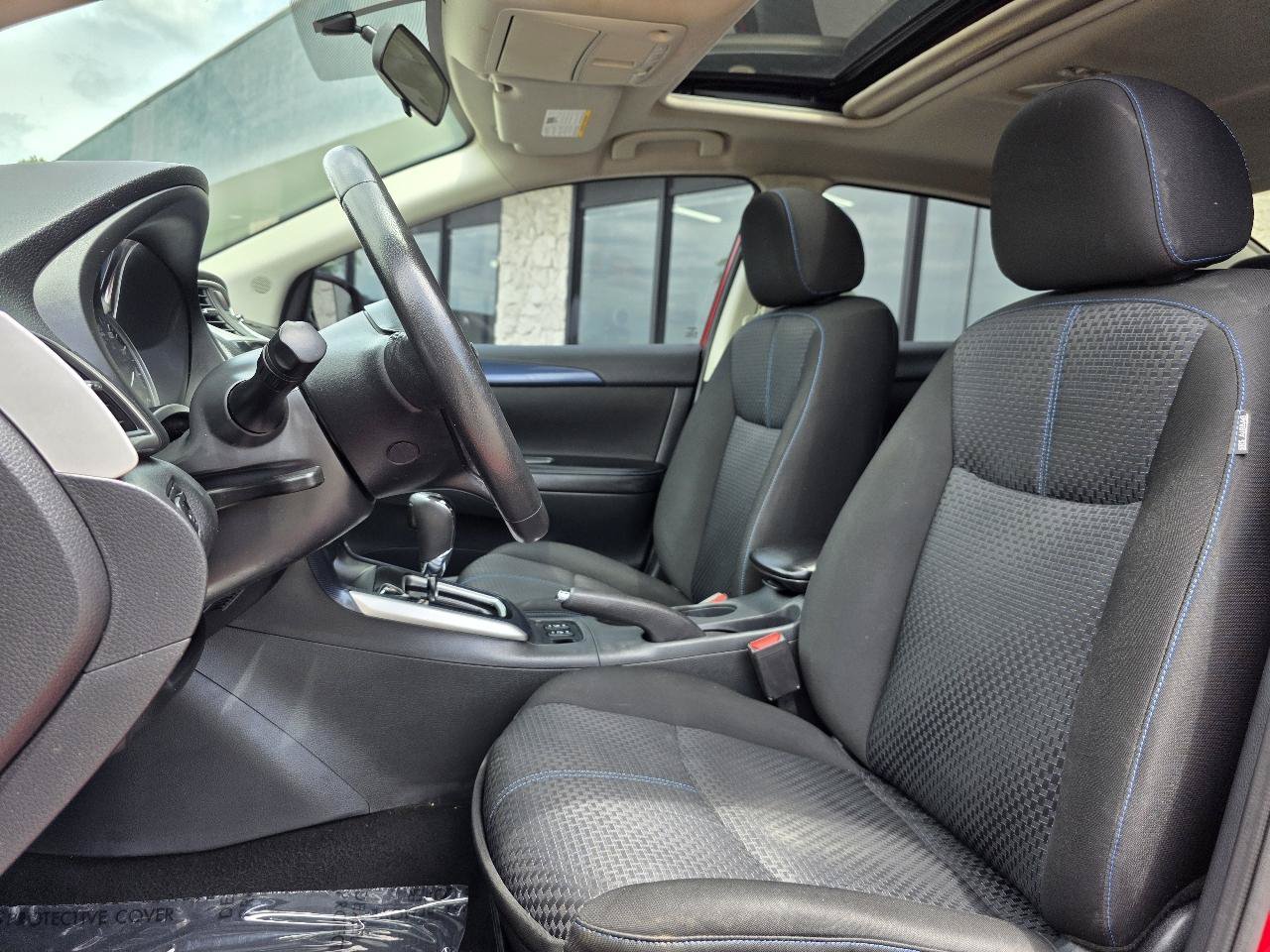 Used 2019 Nissan Sentra SR Turbo FWD image 3